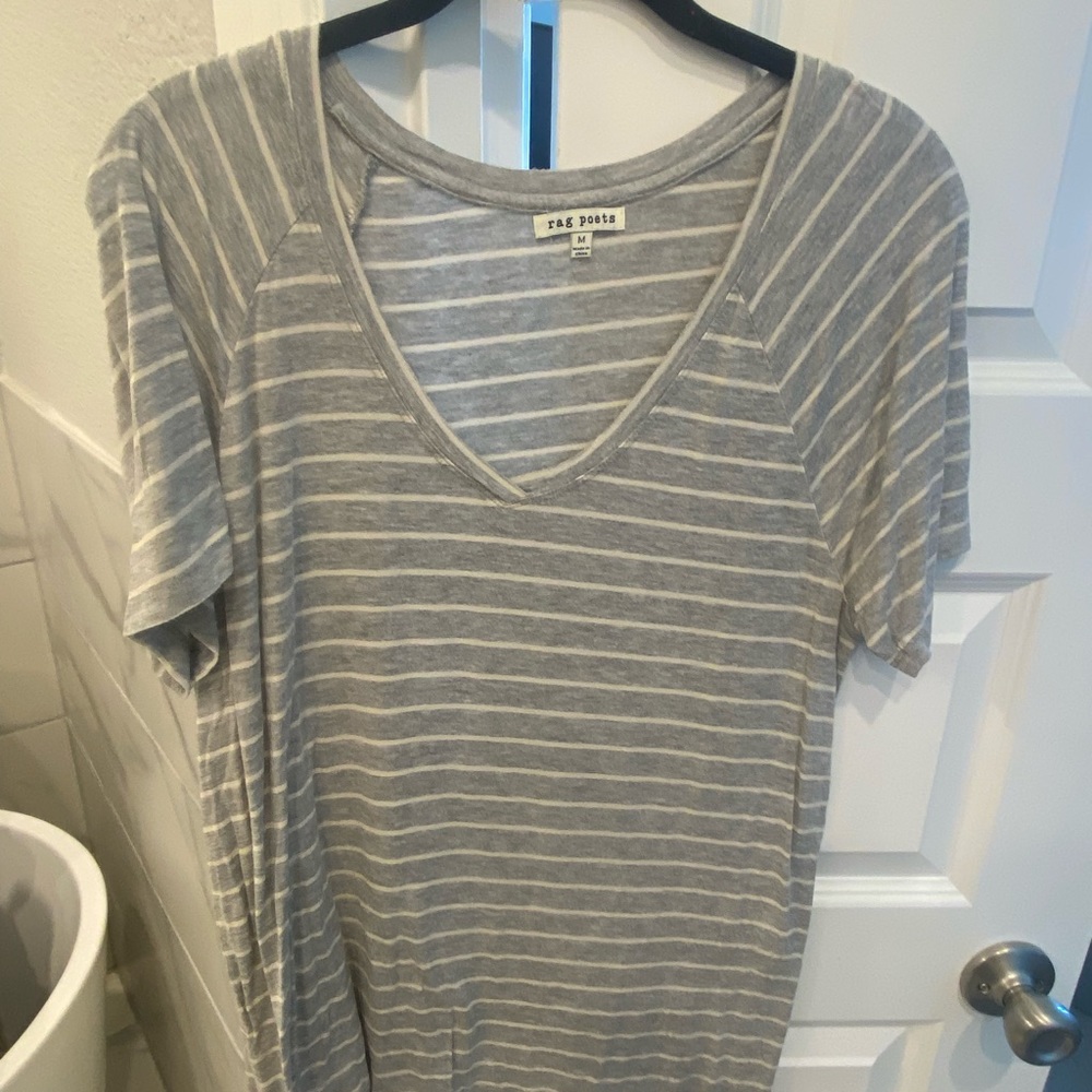 Grey and White Stripped V-Neck. Medium.
